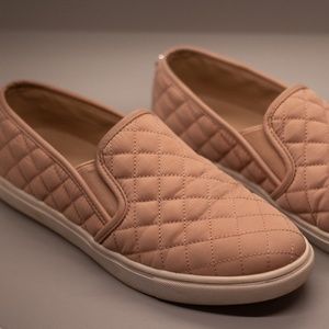 Steve Madden Sneakers